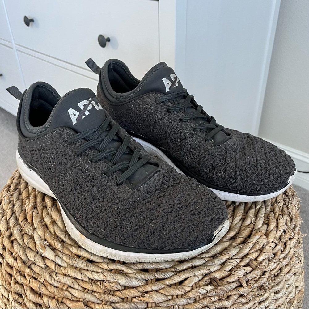 APL Techloom Phantom sneakers